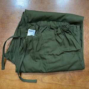 NWOT Butter Soft Drawstring Scrub Bottoms